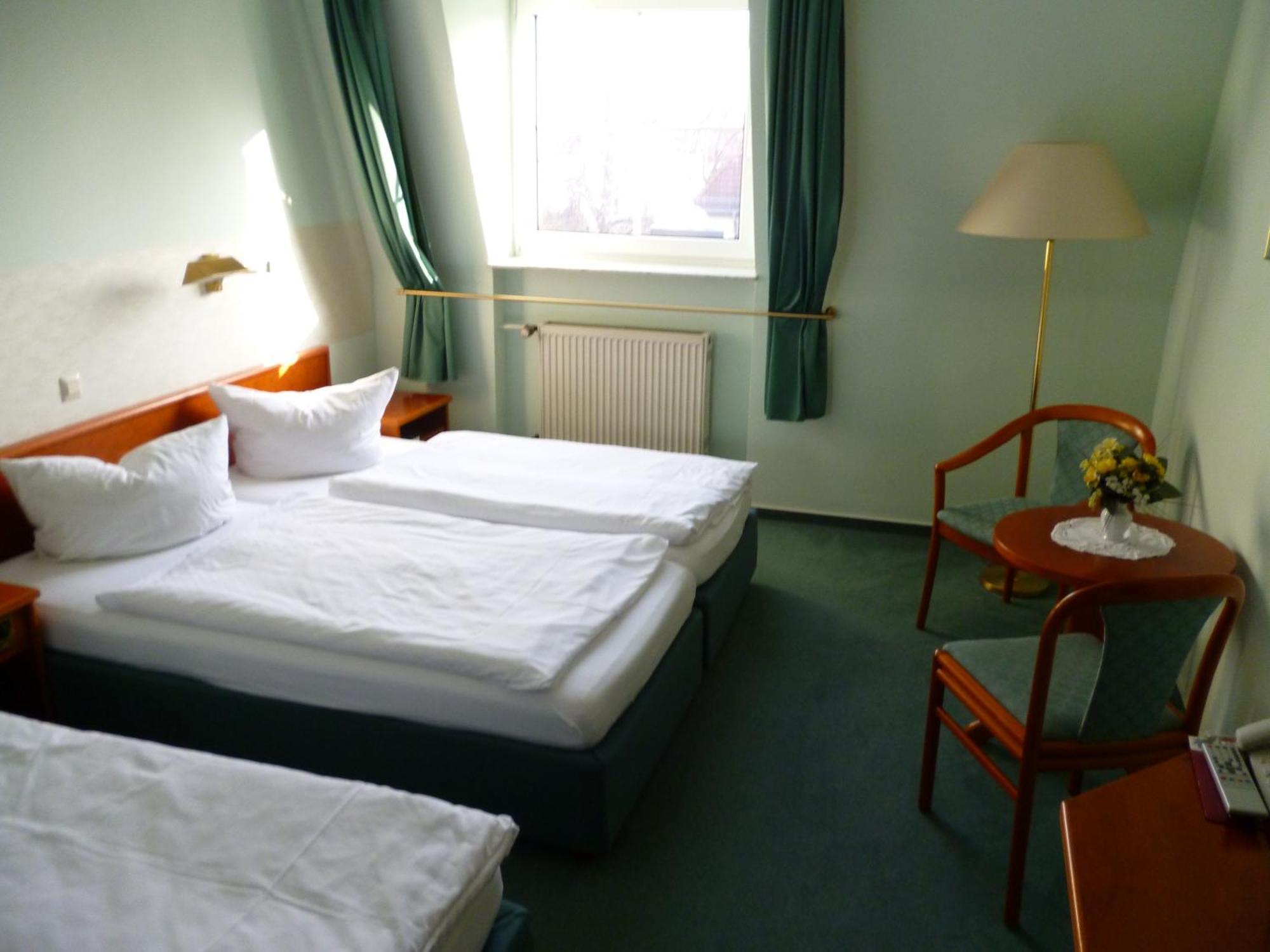 Hotel Brandenburg Koenigs Wusterhausen Ngoại thất bức ảnh