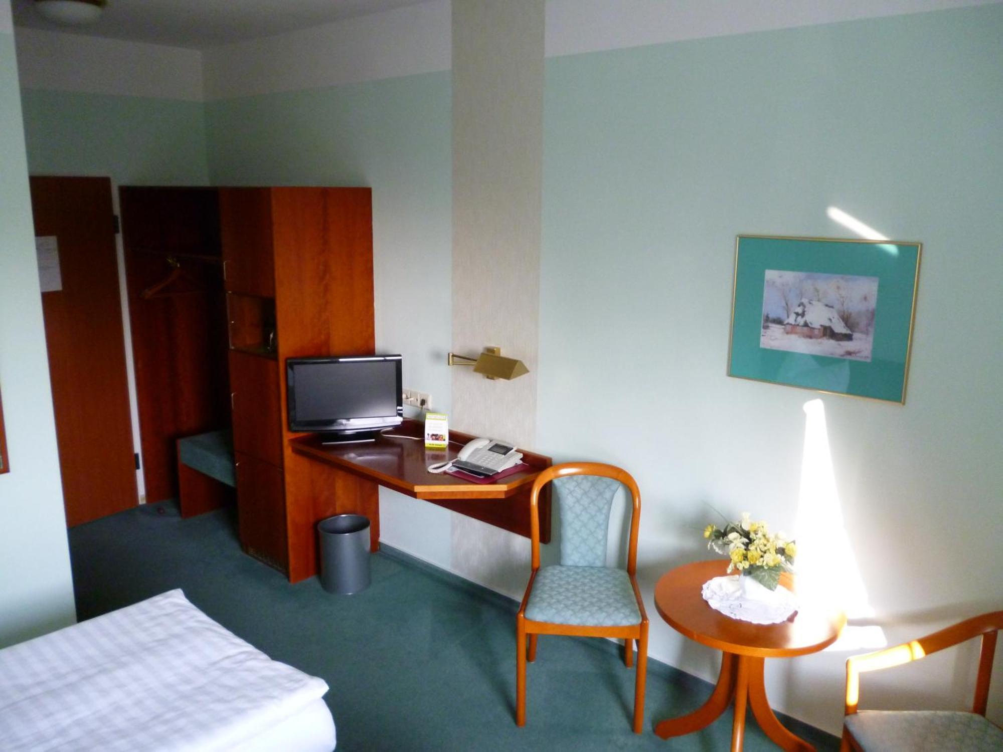 Hotel Brandenburg Koenigs Wusterhausen Ngoại thất bức ảnh